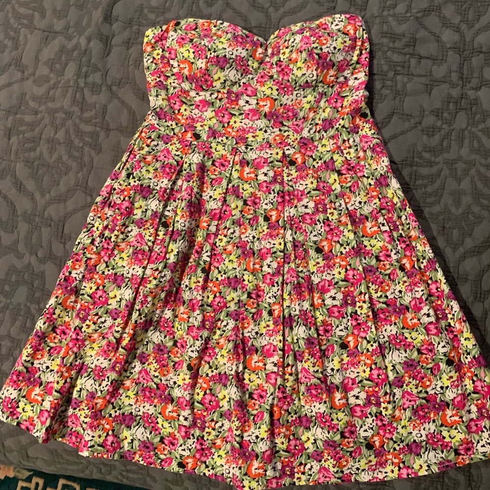 Cute strapless mini dress